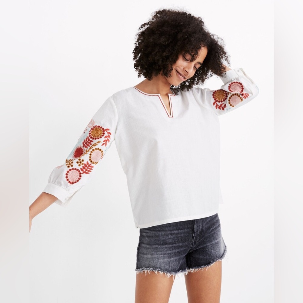Embroidered-Sleeve Popover Top. Size small